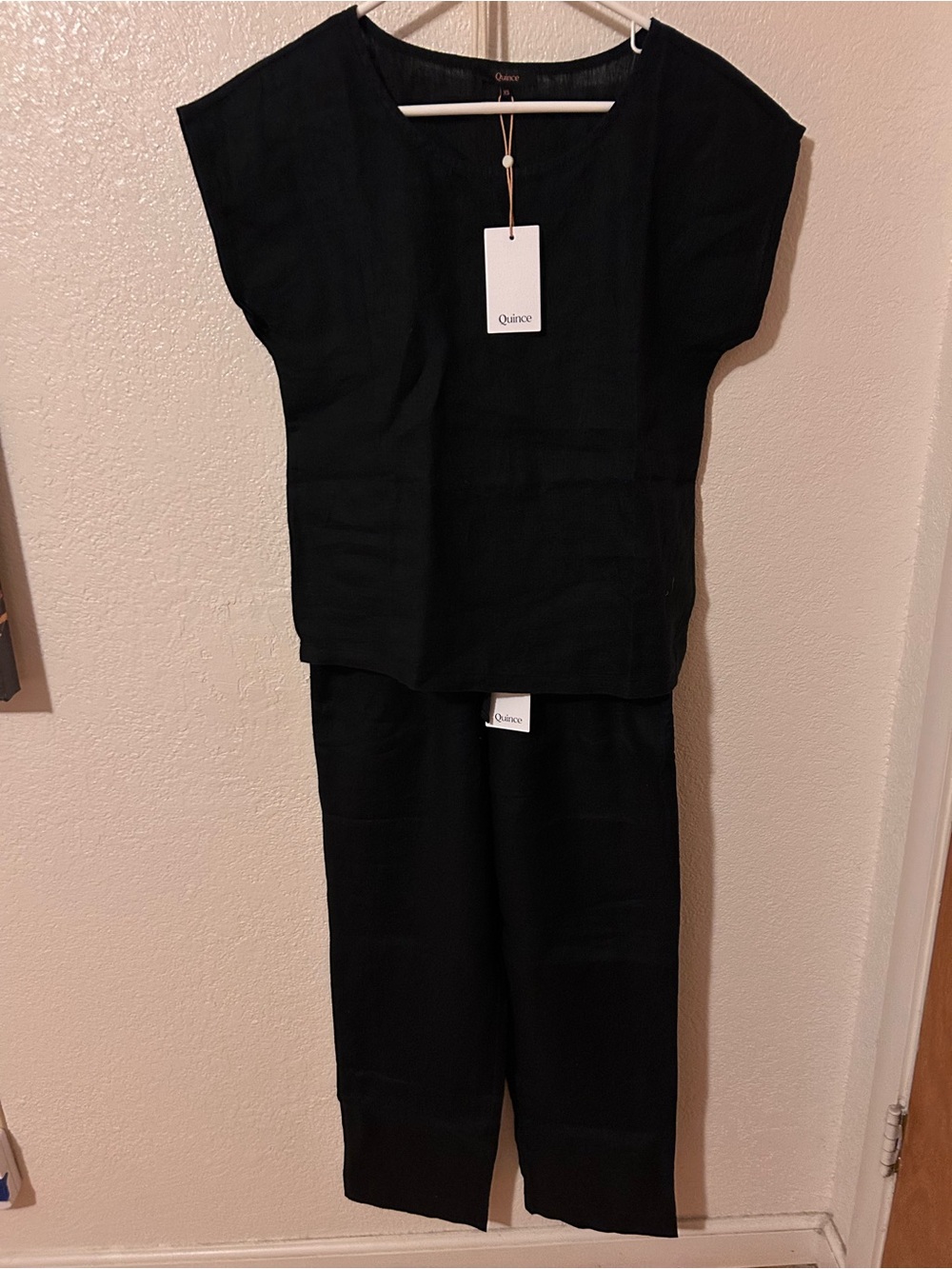 Quince Black Relaxed Linen SET - Picture 4 of 9